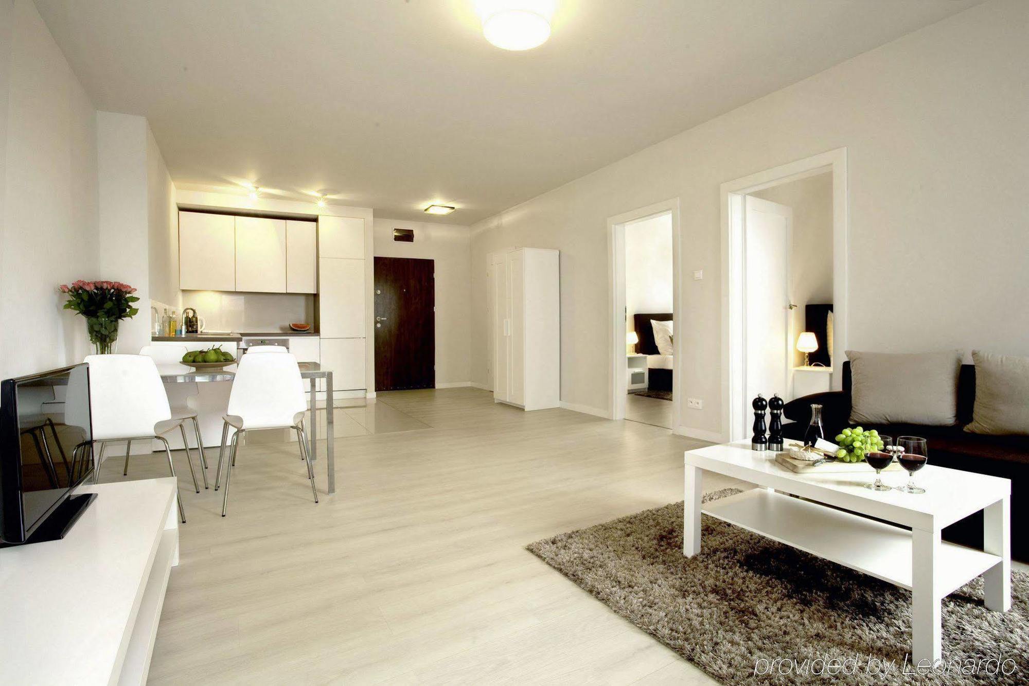 Platinum Apartments วอร์ซอ ภายนอก รูปภาพ