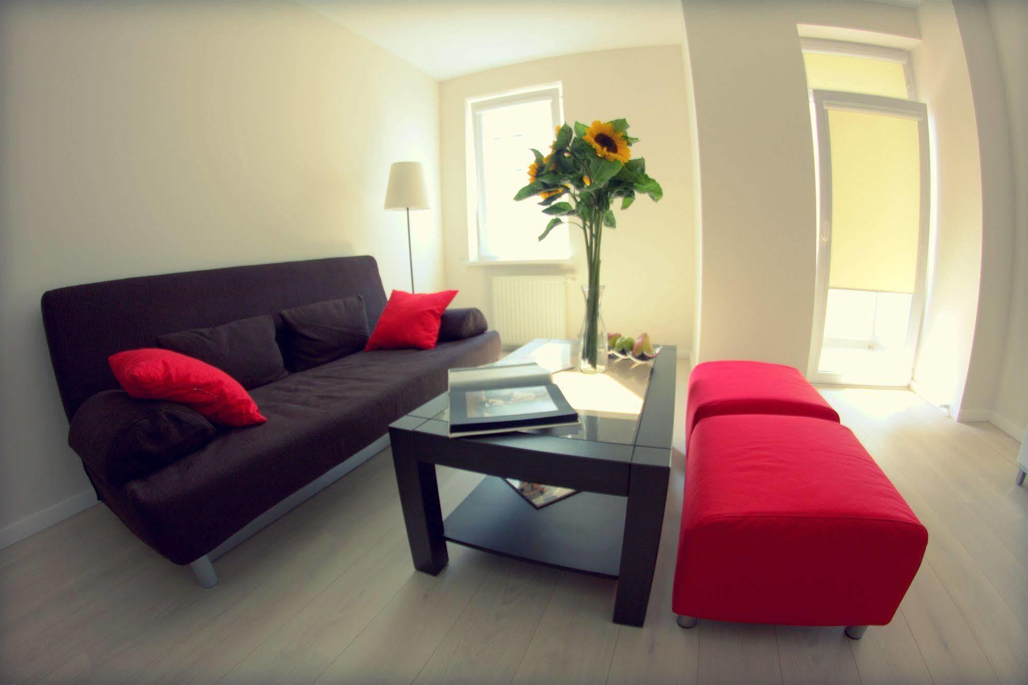 Platinum Apartments วอร์ซอ ภายนอก รูปภาพ